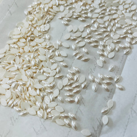 swarovski hotfix cabochon navette pearls 6 mm white pearl colour