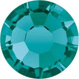 Teal blue zircon crystal chaton, round faceted stone close-up