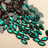 Austrian Crystal - Hotfix - Article 2200 - NAVETTE - EMERALD - 8 x 4 mm