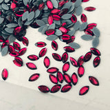 Austrian Crystal - Hotfix - Article 2200 - NAVETTE - SCARLET - 8 x 4 mm